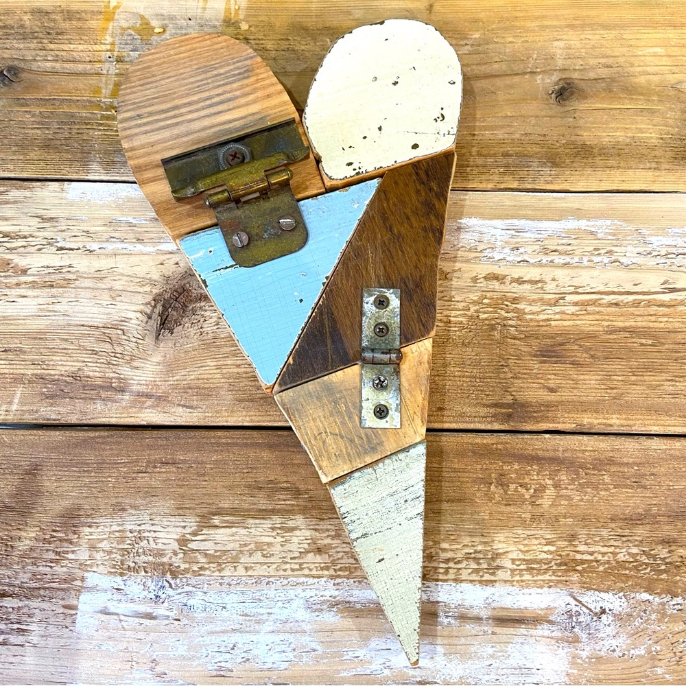 Rustic Reclaimed Materials Heart Decor